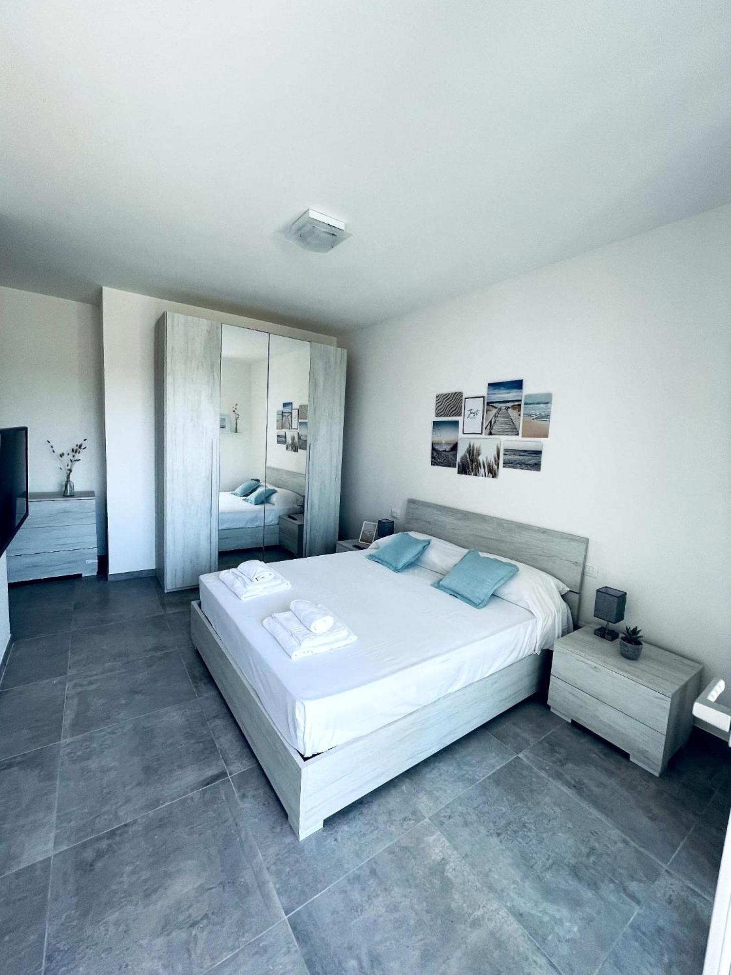 피우미치노 Marina House Rome Airport - Sea View 아파트 외부 사진