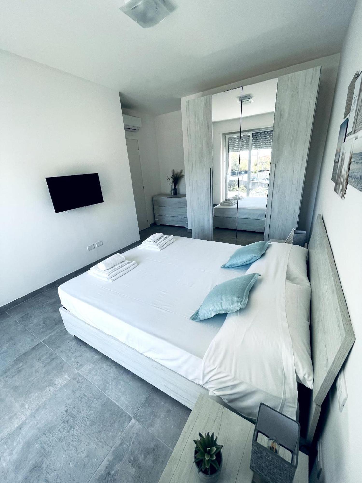 피우미치노 Marina House Rome Airport - Sea View 아파트 외부 사진